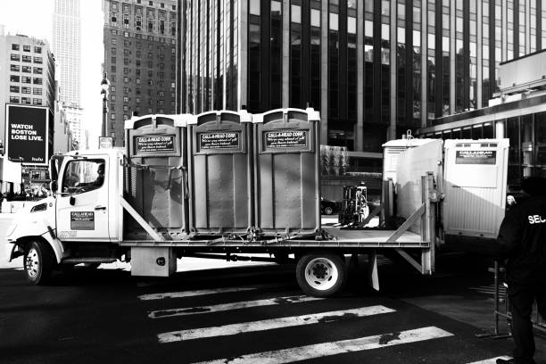 Best Portable bathroom rental  in Miami, AZ